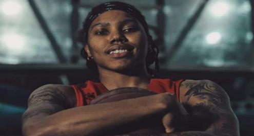 كرة سلة.. الأهلي يتعاقد مع الأمريكية روبن باركس